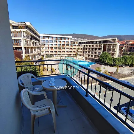 Sorrento Sole Mare - By The Sveti Vlas