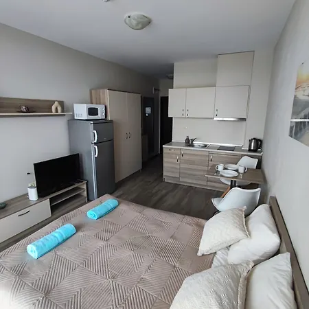 Sorrento Sole Mare - By The * Sveti Vlas