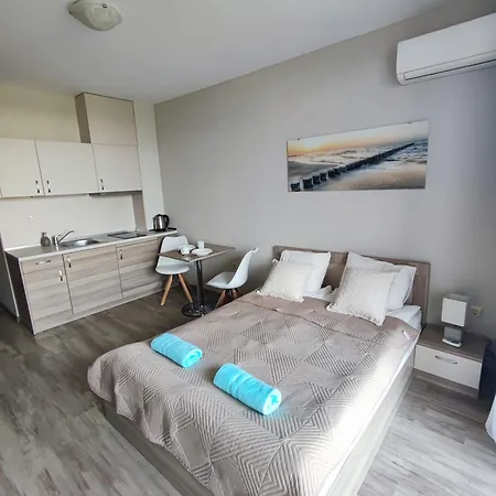 Apartamento Sorrento Sole Mare - By The