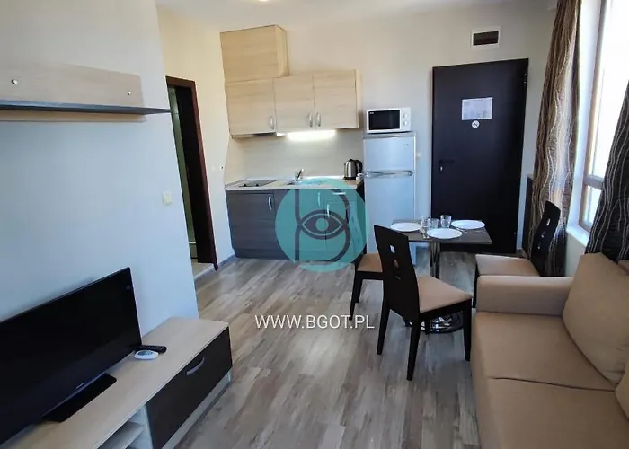 Apartament Sorrento Sole Mare - By The *