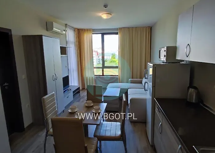 Sorrento Sole Mare - By The Apartament Sveti Vlas