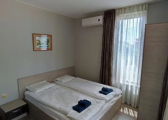 Sorrento Sole Mare - By The Apartament Sveti Vlas