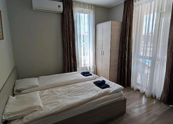 Sorrento Sole Mare - By The Sveti Vlas