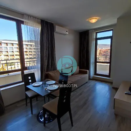 Sorrento Sole Mare - By The *