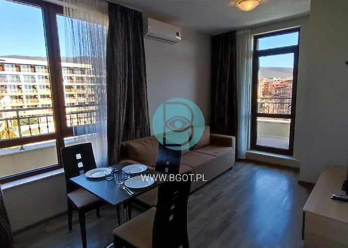 Sorrento Sole Mare - By The *